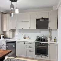 Turak-Mobilya-14-Mutfak-Dolabi-Modelleri-Akrilik-Mutfak-Dolabi-Mutfak-Dolabi-Renkleri-Lak-Panel-Mutfak-Dolabi-High-Gloss-Mutfak-Dolabi-Kulpsuz-Mutfak-Dolabi