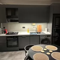 Turak-Mobilya-24-Mutfak-Dolabi-Modelleri-Akrilik-Mutfak-Dolabi-Mutfak-Dolabi-Renkleri-Lak-Panel-Mutfak-Dolabi-High-Gloss-Mutfak-Dolabi-Kulpsuz-Mutfak-Dolabi