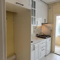 Turak-Mobilya-30-Mutfak-Dolabi-Modelleri-Akrilik-Mutfak-Dolabi-Mutfak-Dolabi-Renkleri-Lak-Panel-Mutfak-Dolabi-High-Gloss-Mutfak-Dolabi-Kulpsuz-Mutfak-Dolabi