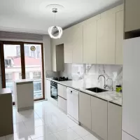 Turak-Mobilya-4-Mutfak-Dolabi-Modelleri-Akrilik-Mutfak-Dolabi-Mutfak-Dolabi-Renkleri-Lak-Panel-Mutfak-Dolabi-High-Gloss-Mutfak-Dolabi-Kulpsuz-Mutfak-Dolabi