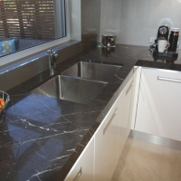 Nero-Marquina-Mermer-Mutfak-Tezgah-10